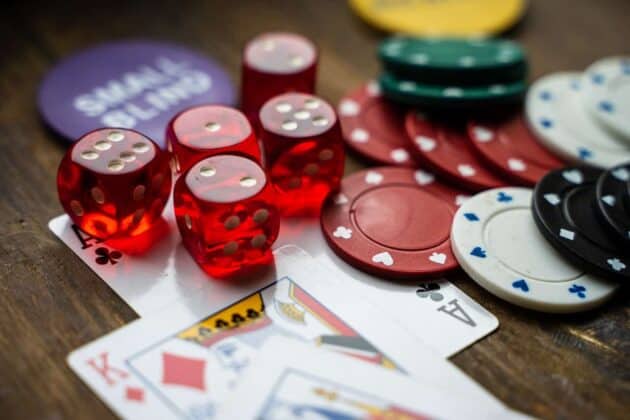 Bi quyet choi xi to Poker cung cao thu
