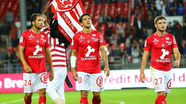 Soi kèo nhà cái tỉ số Brest vs Nimes, 11/4/2021 - VĐQG Pháp [Ligue 1]