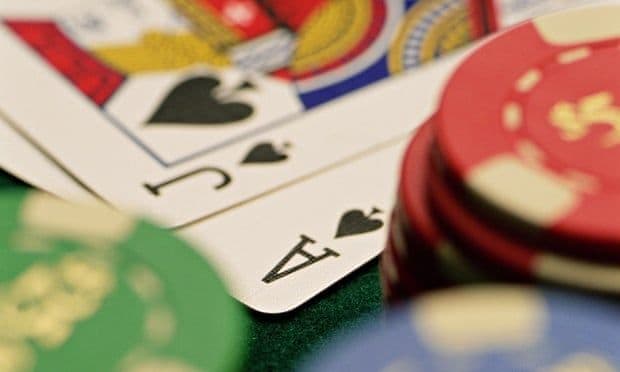 Tìm hiểu về các phương thức thanh toán và rút tiền khi chơi poker online